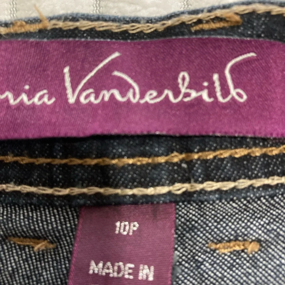 Gloria Vanderbilt Indigo Denim Jeans - Picture 7 of 7